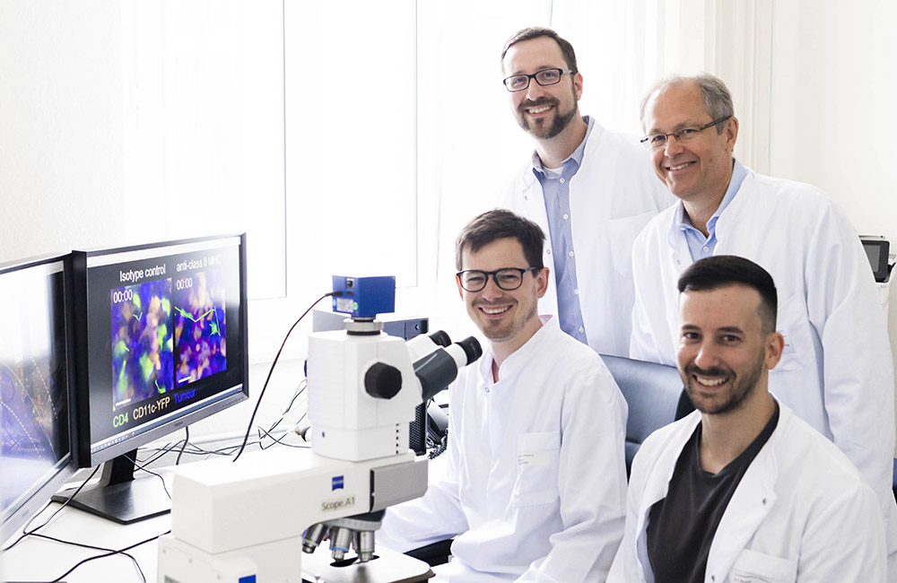 Nature Foto Autoren am Mikroskop Nature Foto Autoren am Mikroskop